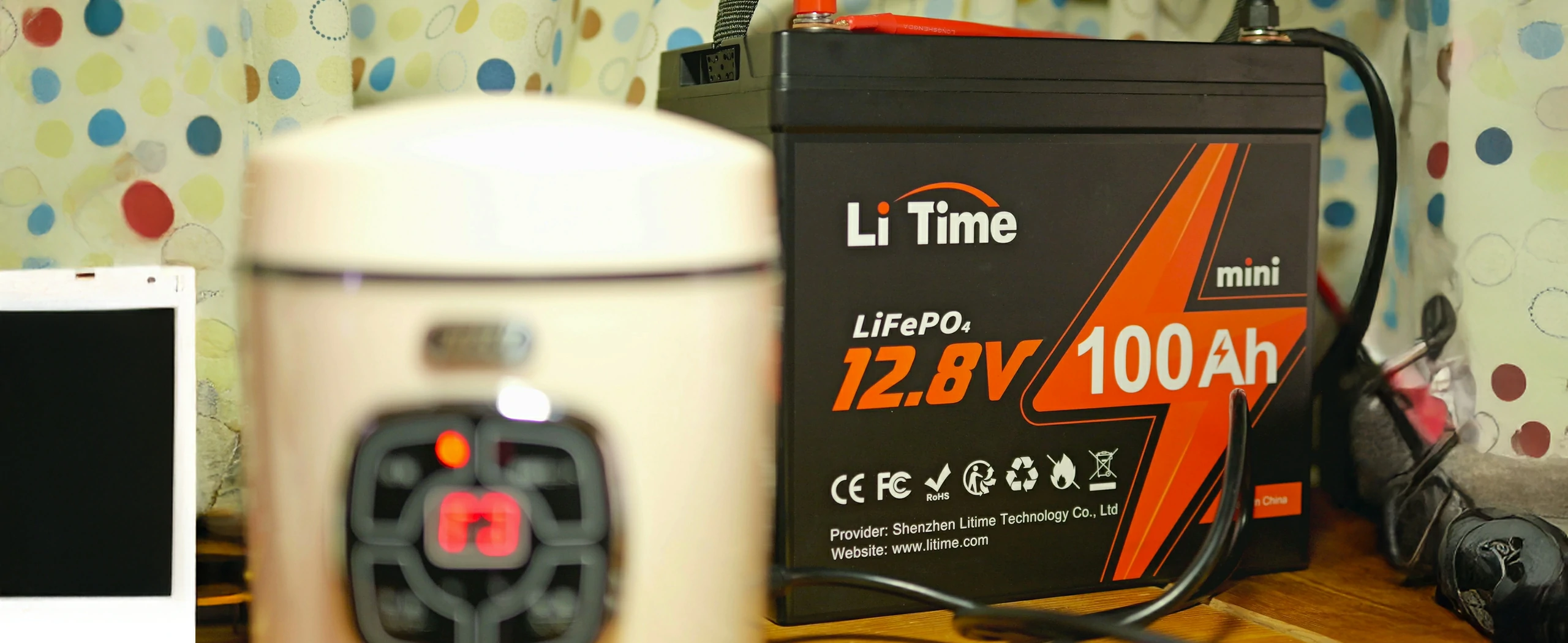 LiTimeリン酸鉄リチウムイオンバッテリーを自宅に設置した写真